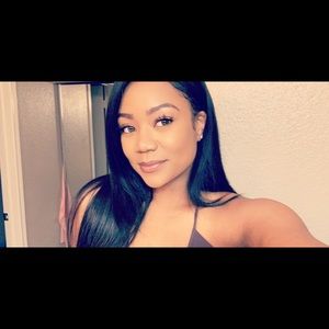 Meet your Posher, Briana